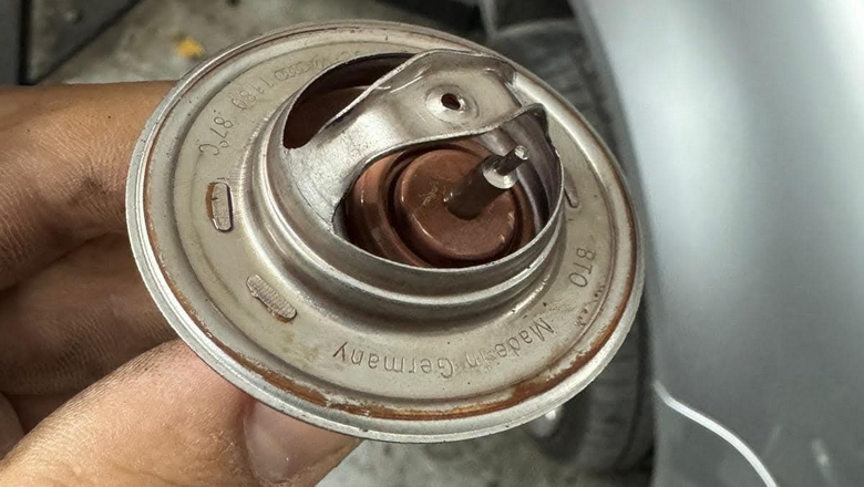 Araba-Termostat-Dei_imi-Ne-Kadar-8211-2025-Termostat-Fiyat1-ve-0_cilik-Ucreti